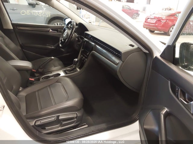 1VWUA7A34LC006061 Volkswagen Passat