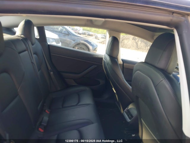 5YJ3E1EA4PF427411 Tesla MODEL 3