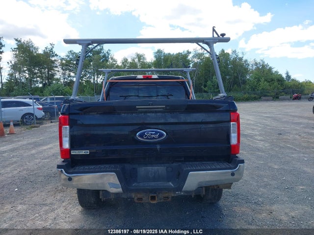 1FT8W3BT0KEE69251 Ford 2019