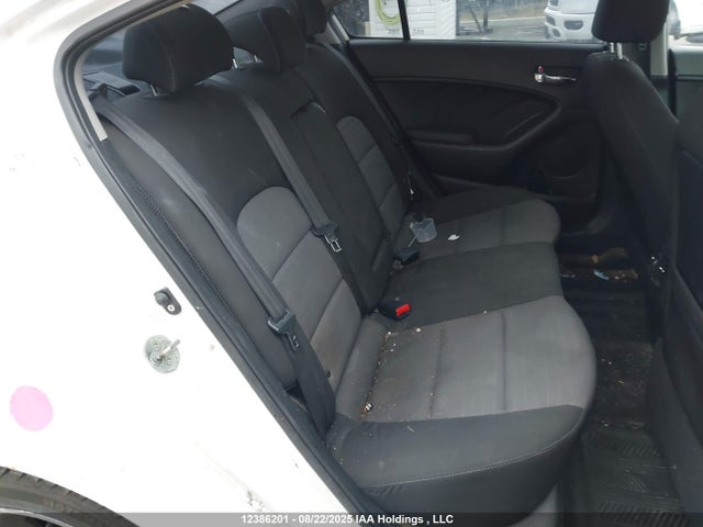 KNAFX4A89E5203185 KIA Forte