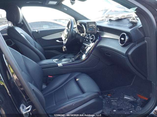 W1N0G8EB0NV375717 Mercedes-Benz m274