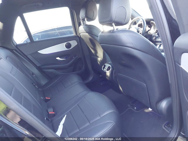 W1N0G8EB0NV375717 Mercedes-Benz m274