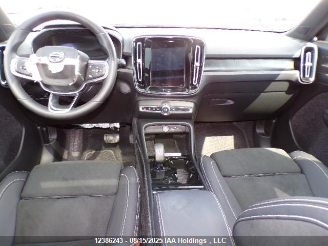 Volvo e400v6 2023 YV4ED3UM4P2086448 Image 9