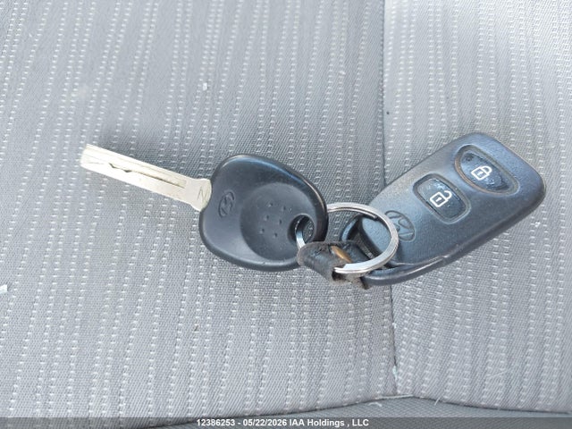 KMHCT4AE4FU811108 Hyundai ACCENT SE