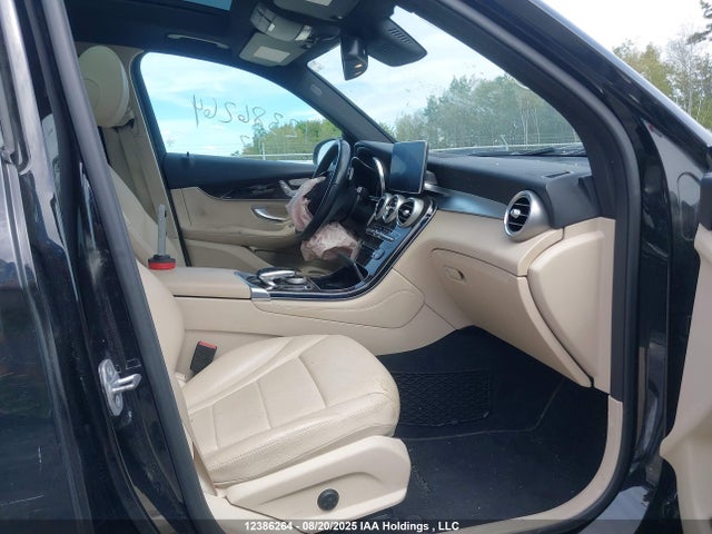 WDC0G4KB4HV013375 Mercedes-Benz m274