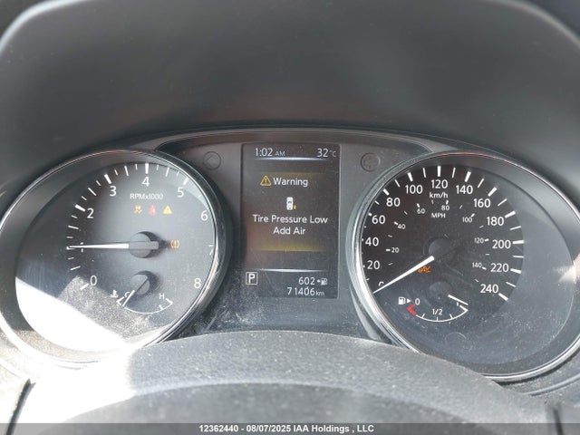 5N1AT2MT3HC880273 Nissan 2017