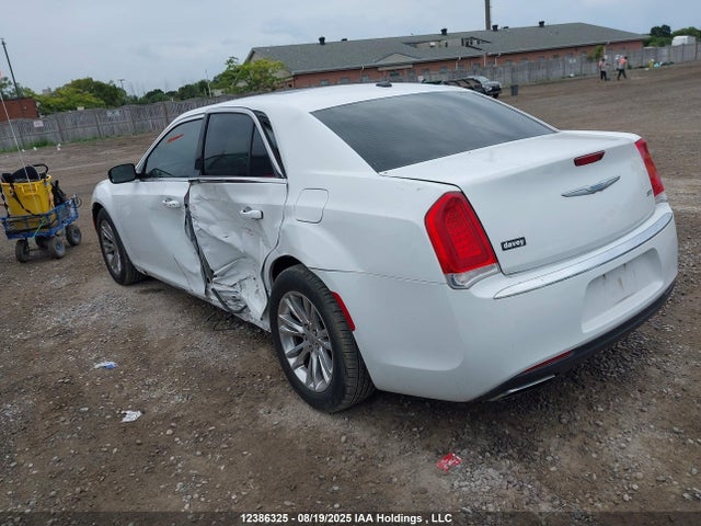 2C3CCAAG3HH607558 Chrysler 300
