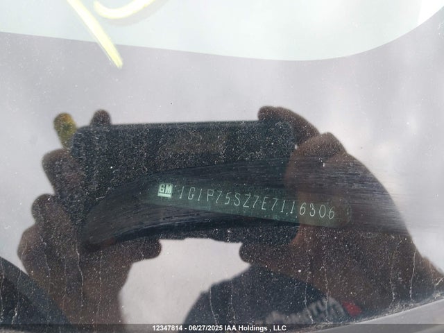 1G1P75SZ7E7116306 Chevrolet luz