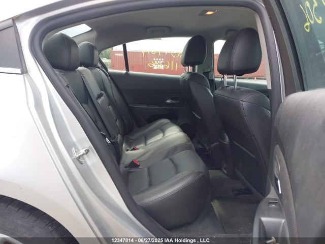 1G1P75SZ7E7116306 Chevrolet luz