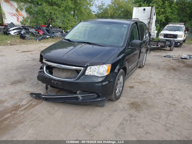 2C4RC1BG7FR707528 Chrysler Town and Country
