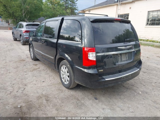 2C4RC1BG7FR707528 Chrysler Town and Country