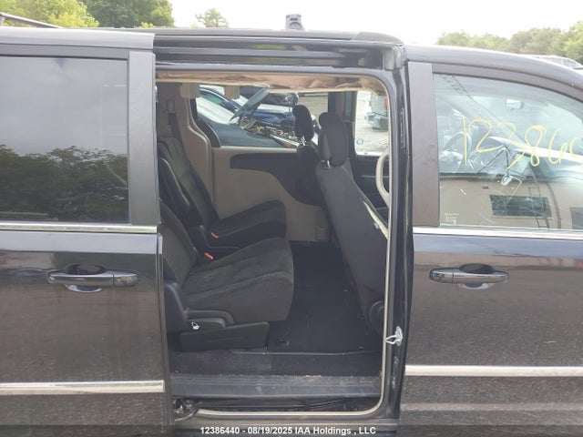 2C4RC1BG7FR707528 Chrysler Town and Country