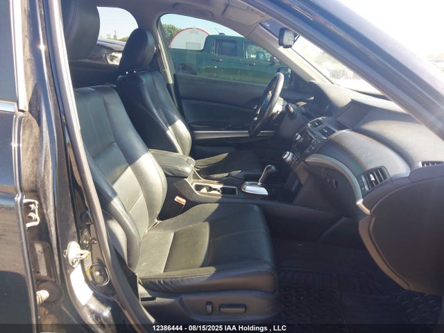 5J6TF2H57EL800575 Honda j35y1