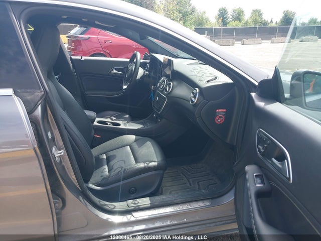 Продажа на аукционе авто 2015 Mercedes-benz Cla 250, vin: WDDSJ4EB4FN251970, номер лота: 12386465