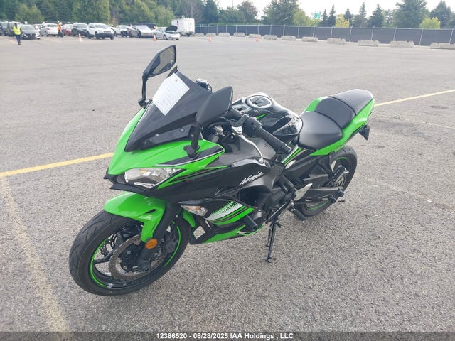 Kawasaki Ninja 650 2017 JKAEXEK13HDA05778 Image 2