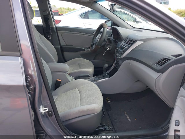 KMHCT4AE1HU304458 Hyundai Accent