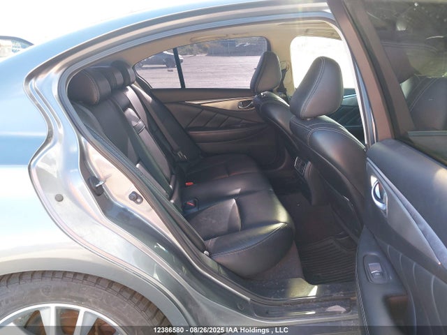 JN1BV7AR8FM390267 Infiniti Q50