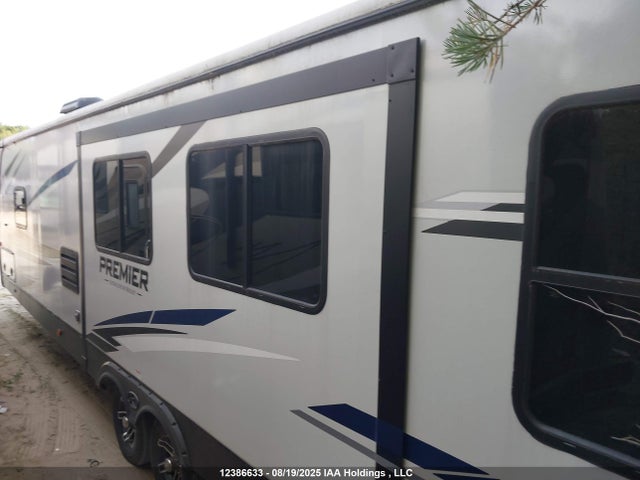 4YDT30R29MD437208 Keystone 2021
