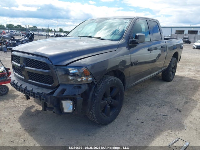 RAM 1500 2018 1C6RR7FG5JS275905 Image 2