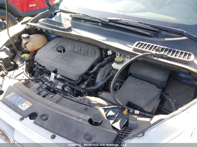 1FMCU9GDXJUB18027 Ford 1.5l gtdi sigma w/premium fuel