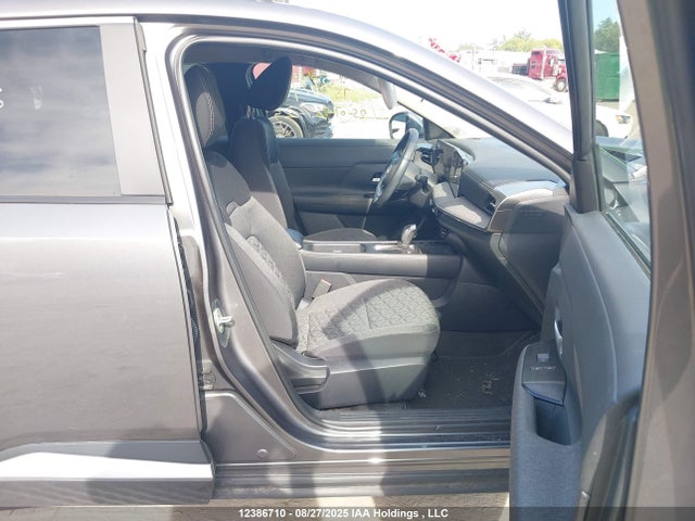 Nissan kicks mpv 2025 3N8AP6CA6SL307030 Image 5