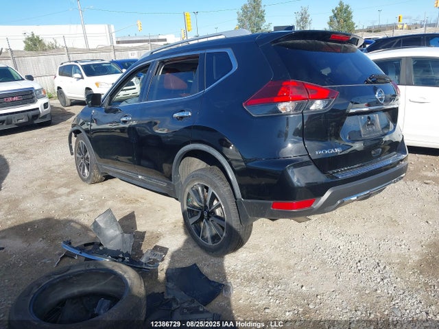 JN8AT2MV2JW321988 Nissan Rogue