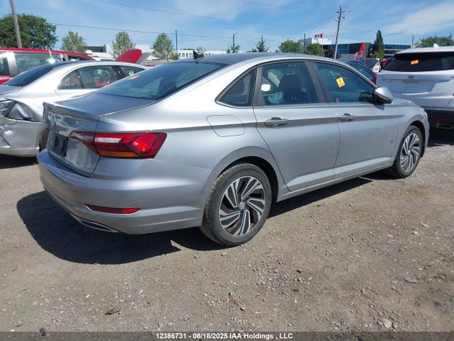 3VWG57BU6KM257735 Volkswagen 1.4 tsi