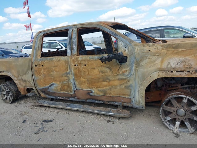 1GT19NEY4MF213705 GMC Sierra K2500 Slt