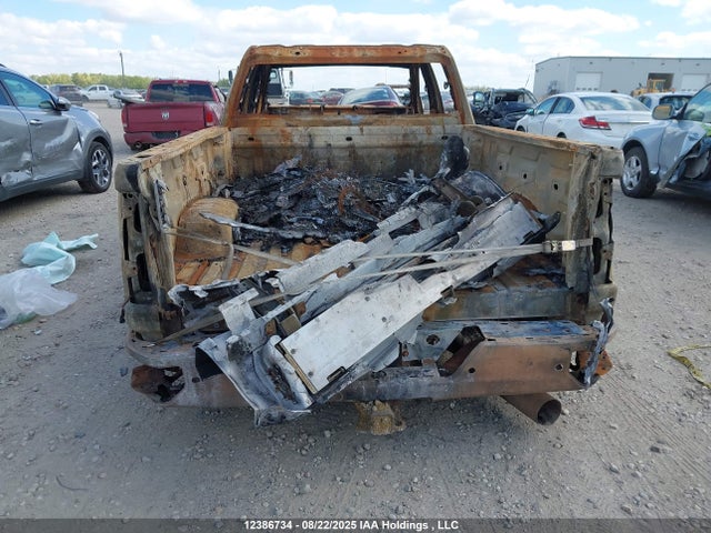 1GT19NEY4MF213705 GMC Sierra K2500 Slt