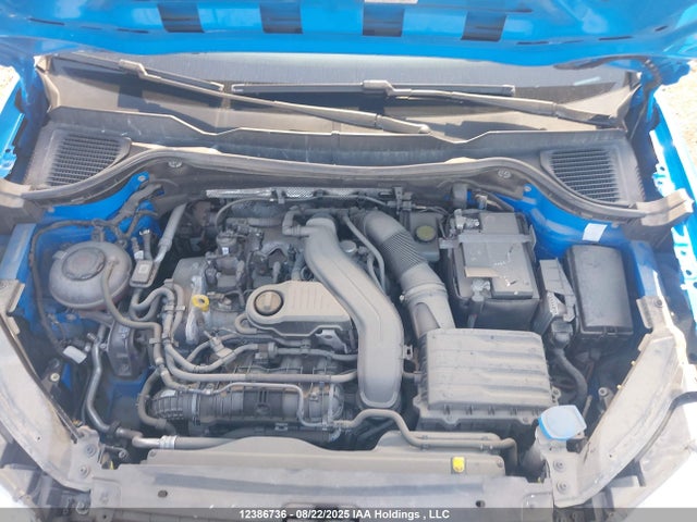3VVWX7B24NM078574 Volkswagen tsi