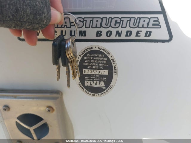 12386754 :رقم المزاد ، 4X4TSBG269U071861 vin ، 2009 Forest River Forest River 368 Rlbh مزاد بيع