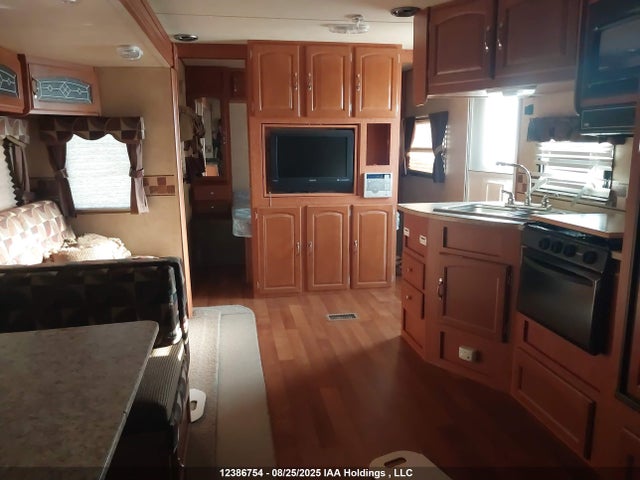 12386754 :رقم المزاد ، 4X4TSBG269U071861 vin ، 2009 Forest River Forest River 368 Rlbh مزاد بيع