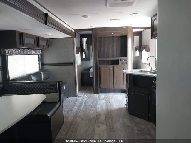 Heartland 2019 2019 5SFPB3522KE411455 Image 8