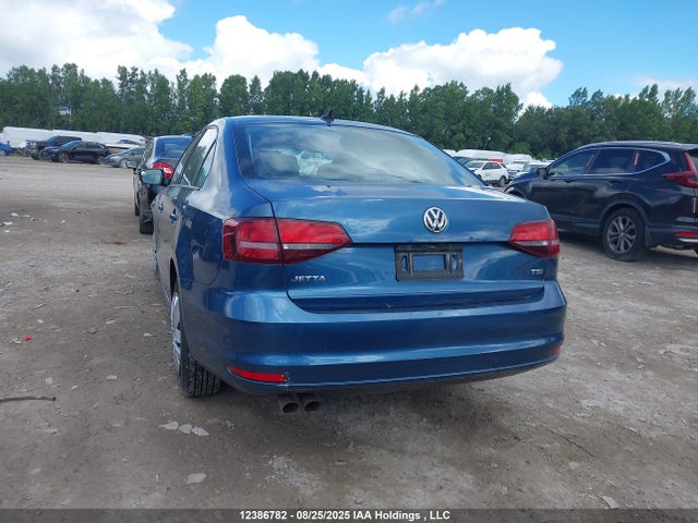 Volkswagen 1.4 tsi 2017 3VW2B7AJ4HM296939 Image 15