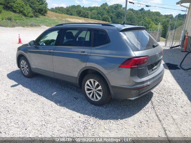 3VV0B7AX6JM157157 Volkswagen TIGUAN S