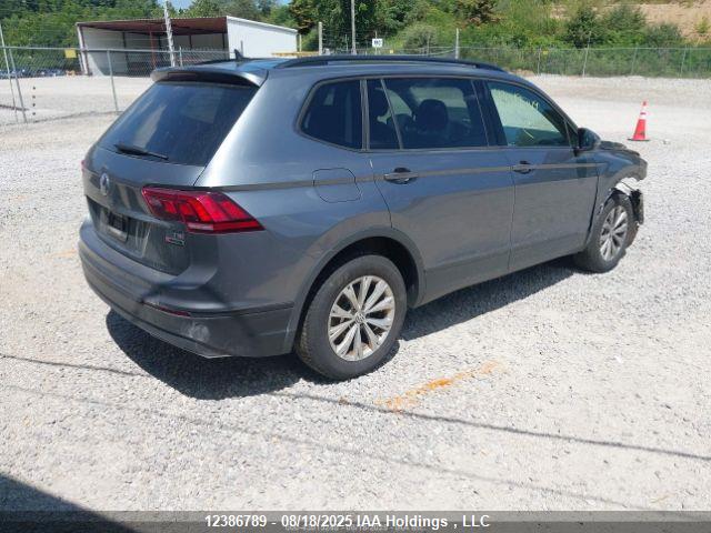 3VV0B7AX6JM157157 Volkswagen TIGUAN S