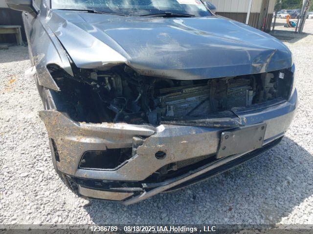 3VV0B7AX6JM157157 Volkswagen TIGUAN S