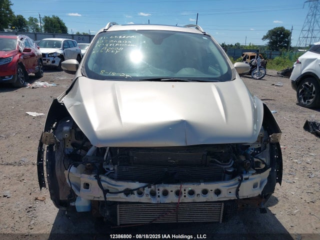 1FMCU9J98JUA26211 Ford 2018