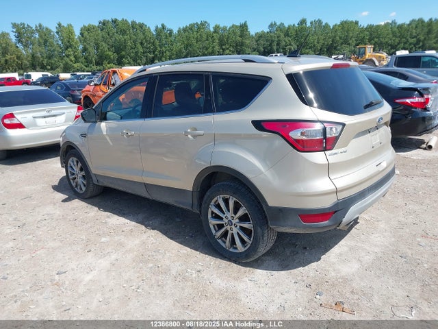 1FMCU9J98JUA26211 Ford 2018