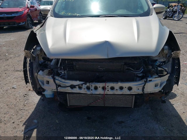 1FMCU9J98JUA26211 Ford 2018