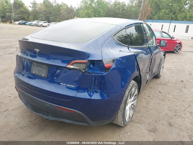 7SAYGDEE1NF317212 Tesla Model Y