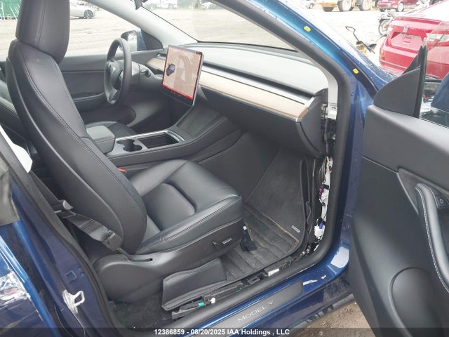 7SAYGDEE1NF317212 Tesla Model Y