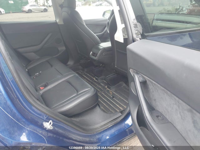 7SAYGDEE1NF317212 Tesla Model Y