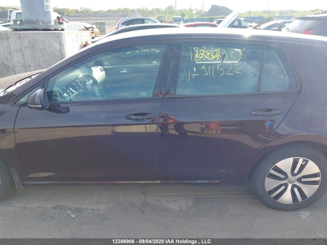 Volkswagen E-Golf 2018 WVWPR7AU7JW911522 Image 14