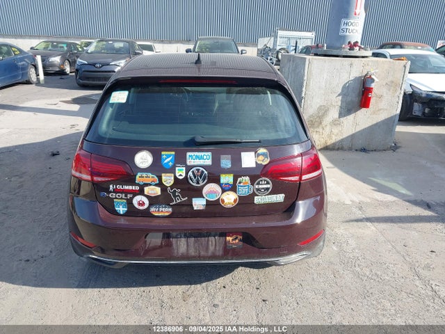 Volkswagen E-Golf 2018 WVWPR7AU7JW911522 Image 16
