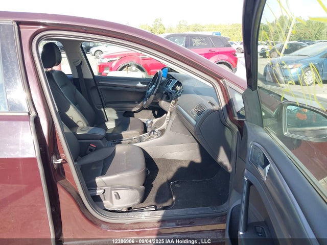 Volkswagen E-Golf 2018 WVWPR7AU7JW911522 Image 5