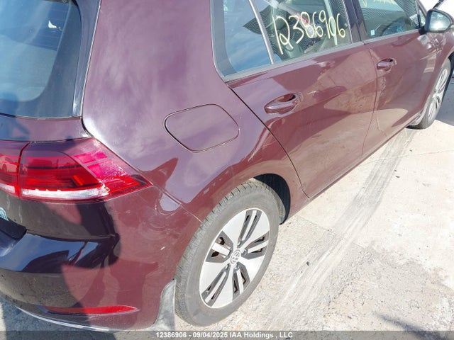 Volkswagen E-Golf 2018 WVWPR7AU7JW911522 Image 6