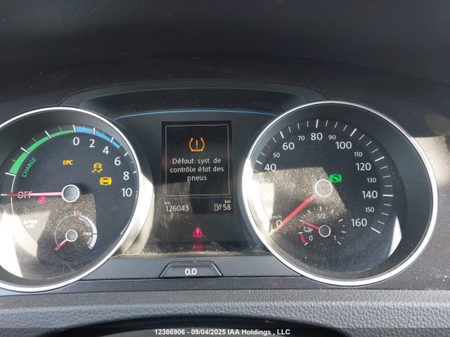 Volkswagen E-Golf 2018 WVWPR7AU7JW911522 Image 7