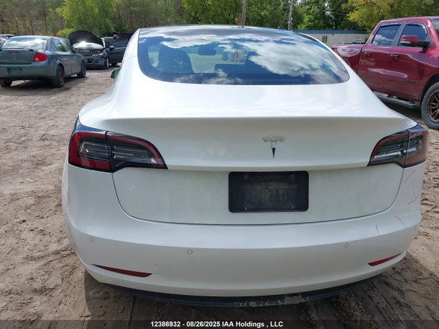 5YJ3E1EAXKF422898 Tesla MODEL 3