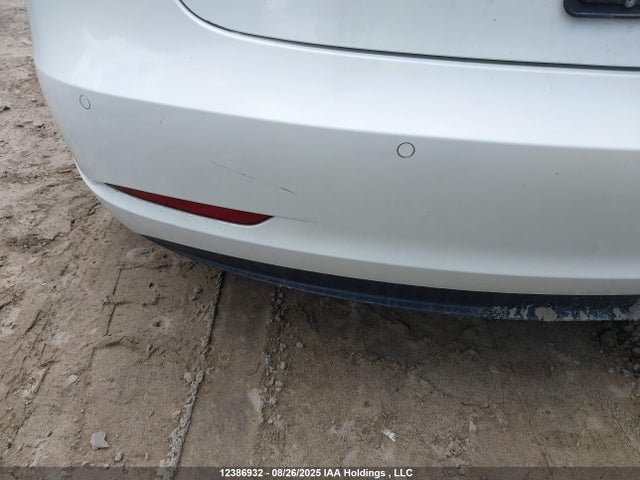5YJ3E1EAXKF422898 Tesla MODEL 3